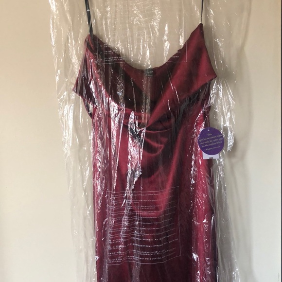 Windsor Cowl Neck Satin Dress in Red/Burgundy NWT - Picture 2 of 4